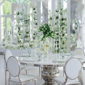 Июньская свадьба в стиле минимализм от студии Maria German Decor